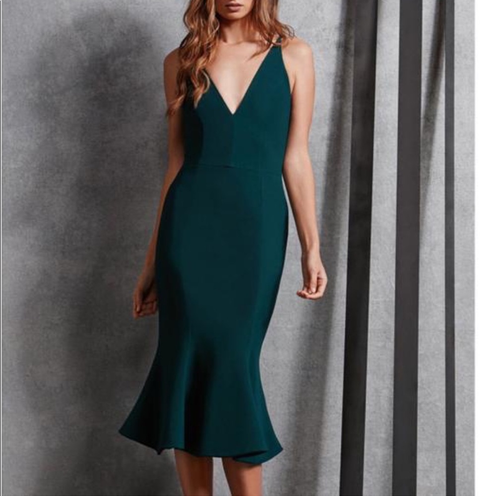 Dress the Population Isabelle Flared Hem V-Neck Dress Dark Green Medium